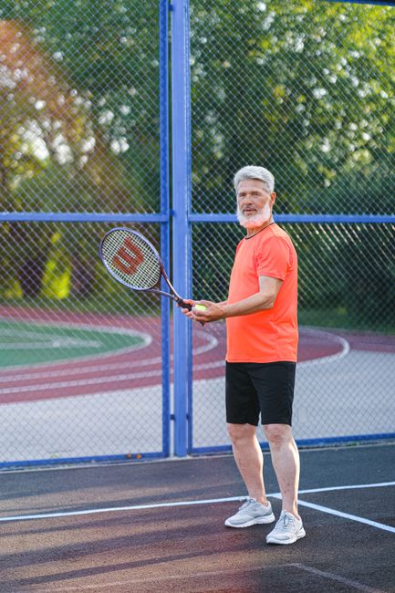 英国公开赛布朗并列第二 一轮抽八根烟惹人注目